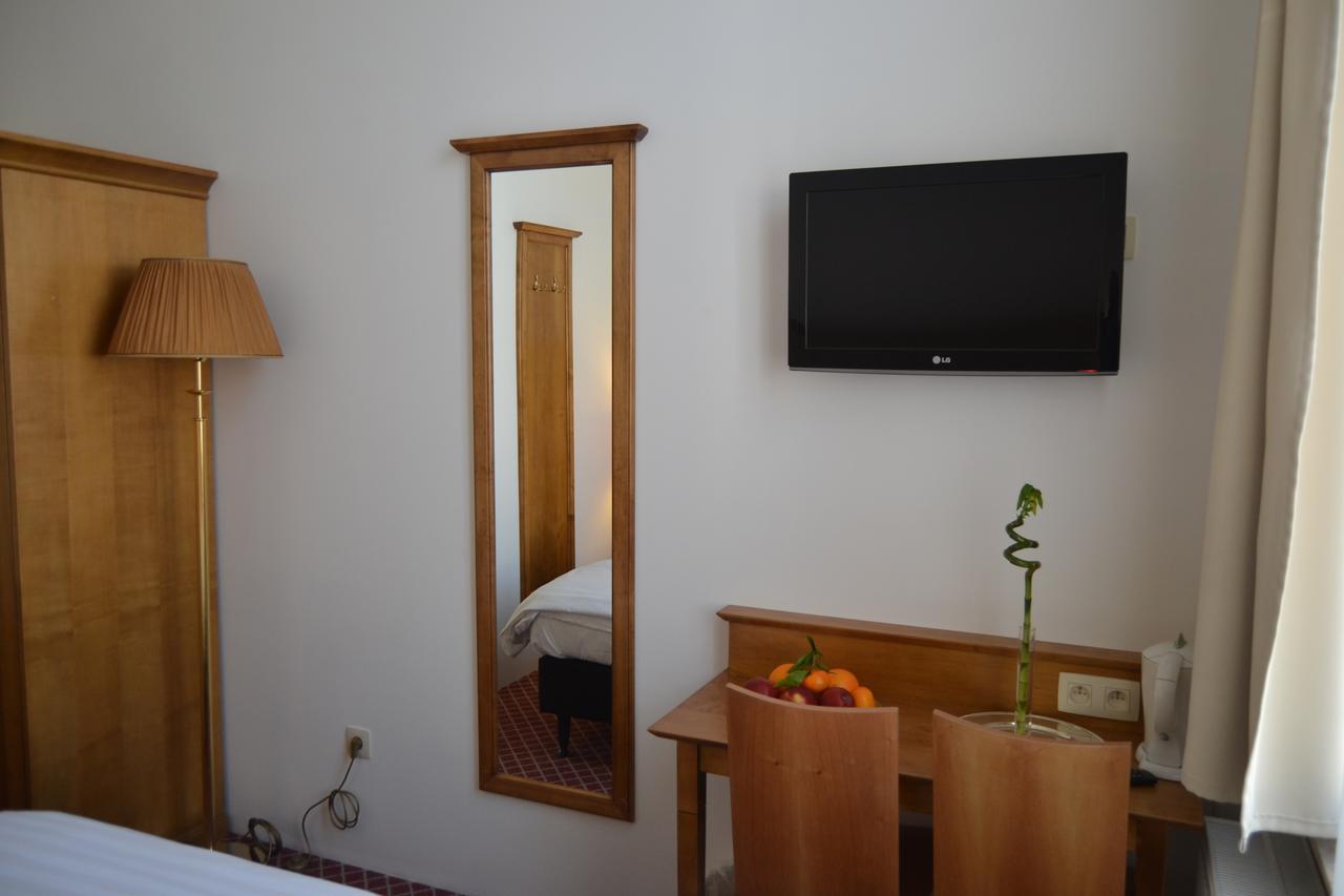 גנט Hotel The Lord מראה חיצוני תמונה