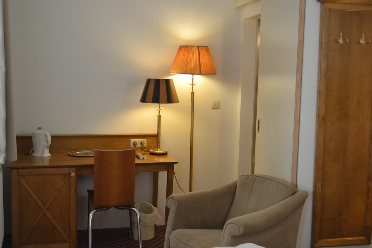 גנט Hotel The Lord מראה חיצוני תמונה