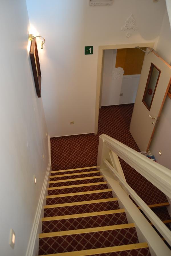 גנט Hotel The Lord מראה חיצוני תמונה