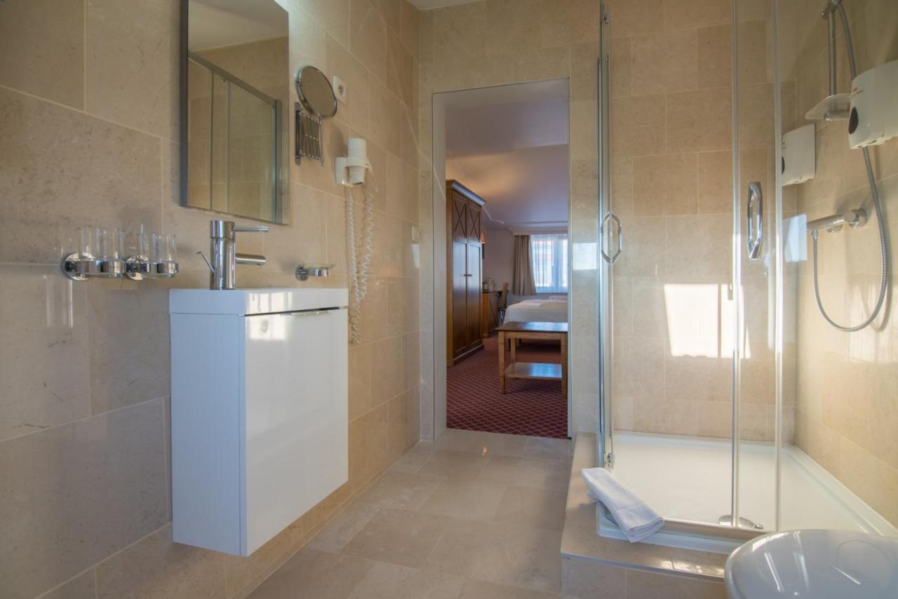 גנט Hotel The Lord מראה חיצוני תמונה